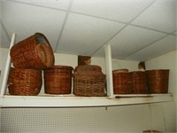 Misc lot of Wicker baskets/planters