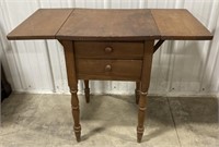 (AN) 
Wooden Drop Leaf Side Table (
Approx