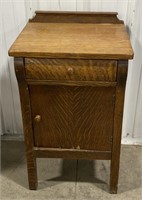 (AN) Wooden Cabinet with Drawer (Approx
