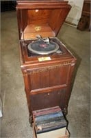 Antique Grafonola player & records in Wooden box