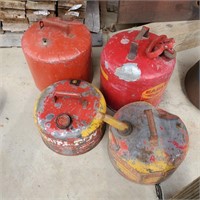 4ct Gas Cans 2 & 1/2 - 5 Gallon
