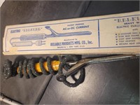 Vintage Electric Relkurl hair curler w/box