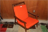 Mid Century Modern Wood Lounge Chair