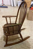 Antique child’s arm chair rocker(1175)