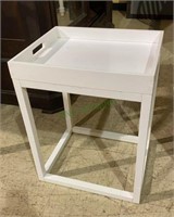 White laminate wood tray table, measures 23 x 18
