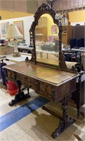 Antique vanity in poor condition but would be