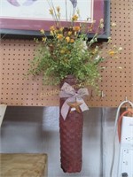 Floral Wall Basket, Metal Flowers in bouquet