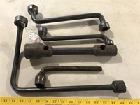 Wrenches- Unmarked Deere Flywheel, IH 45662-DA