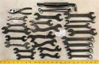 Wrenches- Hins-Dale