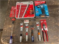 Drill bits / tools lot