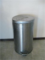 Foot Pedal Trash Can - Lid Sits To The Left