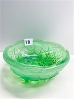 GREEN FOOTED 7" ROUND BOWL