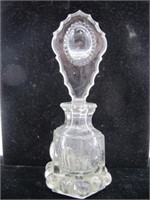 ORNATE GLASS PERFUME BOTTLE AND TRAY