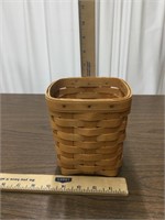 2000 Longaberger Basket