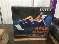 New Floating Recliner lounger