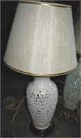 MCM Ceramic Asian Philippine Table Lamp