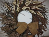 Dried Natural & Burlap Country Wreath