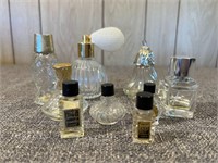 Lot: Vintage Perfume Bottles