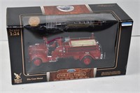 New Ford 1938 Fire Engine Die Cast w/COA