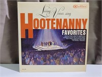 Living voices sing hootenanny favorites RCA