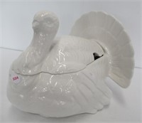 Ceramic turkey soup tureen. Made in Italy.