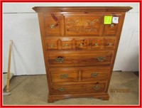 Five drawer chest of drawers very good shape