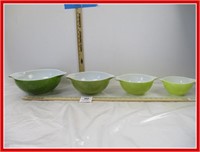 4 - Vintage PYREX Cinderella Nesting Mixing Bowls