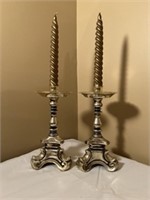 Set Of 2 Metal Candle Holder And Candle