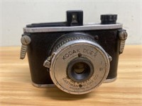 G5) Vintage Kodak Due