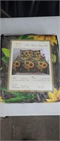 NEW Sunflower, King Size 3pc Quilt  Set