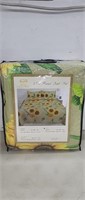 NEW Sunflower King Size 3 pc Quilt Set