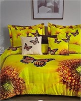 NEW Butterfly, QUEEN Size 7pc Comforter Set
