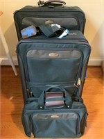 Ricardo Luggage Set