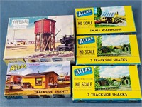 (5) Atlas Train Buildings In Boxes