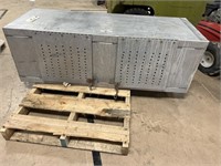 ALUMINUM 2 PLACE DOG BOX FOR PICKUP MEASURES