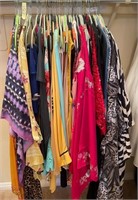 Q - MIXED LOT OF LADIES' TOPS SIZE 2X