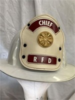 VINTAGE RICHARDSON FIRE CHIEF HELMET W/LEATHER