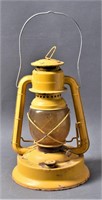 Rare Dietz 110 Edison Kerosene Amber Globe Lantern