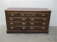 54"x 18"x 31" Broyhill Seven Drawer Dresser