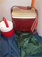 Igloo & Tagalong Coolers w/ Chair Tote Cover