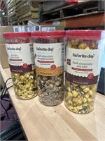3 PACK CONTAINER GOURMET POPCORN