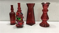 4 Red Vases K14E