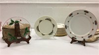 Assortment of Vintage Plates K13B