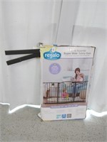 "Regalo" Super Wide Safety Baby/Pet Gate