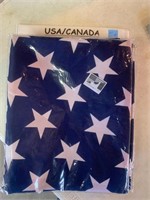 5 USA / CANADA FLAGS  NEW