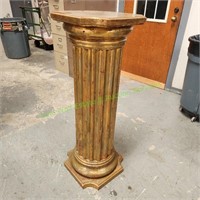 Gold Pedestal