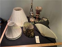 4 10" BEIGE LAMPSHADES, 2 SMALL LAMPSHADES