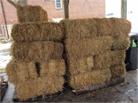 25 small square bales of wheat straw
