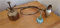 Vintage painted oil can & brass