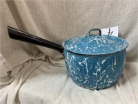 ANTIQUE BLUE SPACKLE WARE PAN W/LID - HOLE IN POT